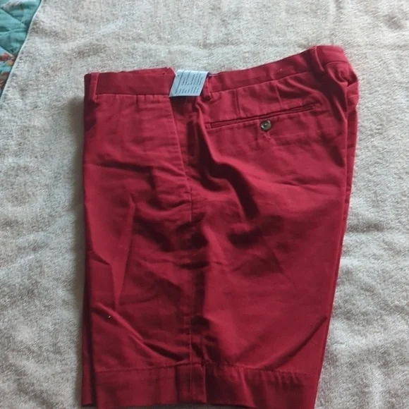 Polo Ralph Lauren men's #32 red shorts. - Picture 2 of 8